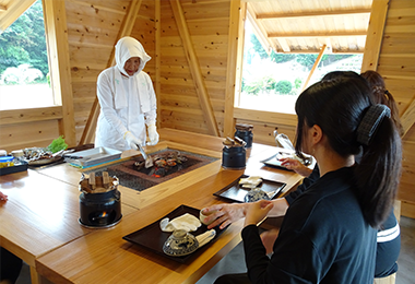 海女小屋体験施設さとうみ庵""